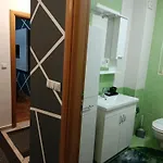 Modern Apartment, Stup, *