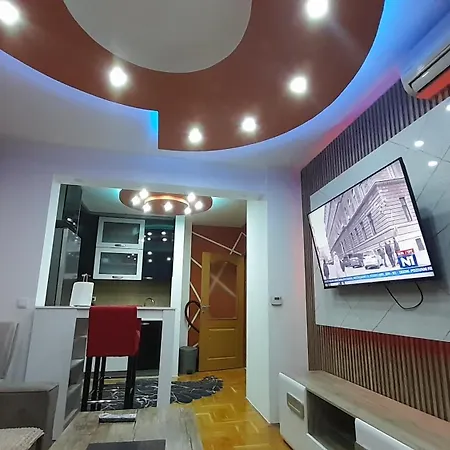 Apartment Modern Neom, Stup, *