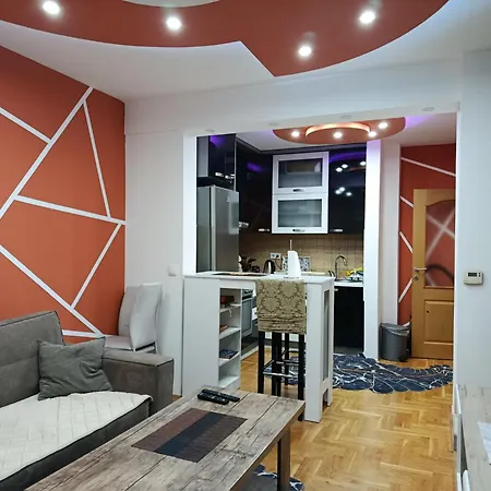 Apartment Modern Neom, Stup, *